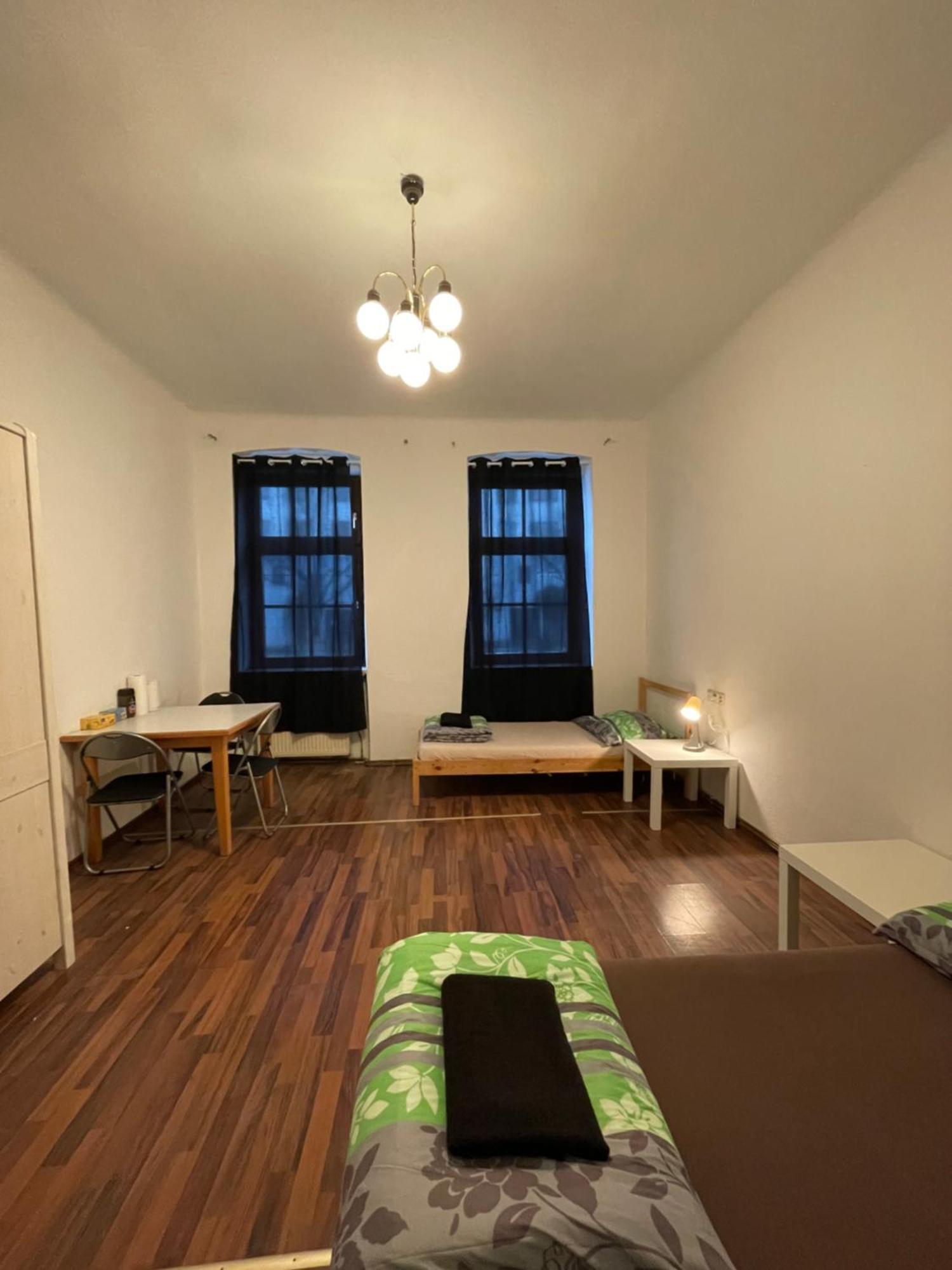 U6 Schoepfwerk Hostel 11 Βιέννη Εξωτερικό φωτογραφία