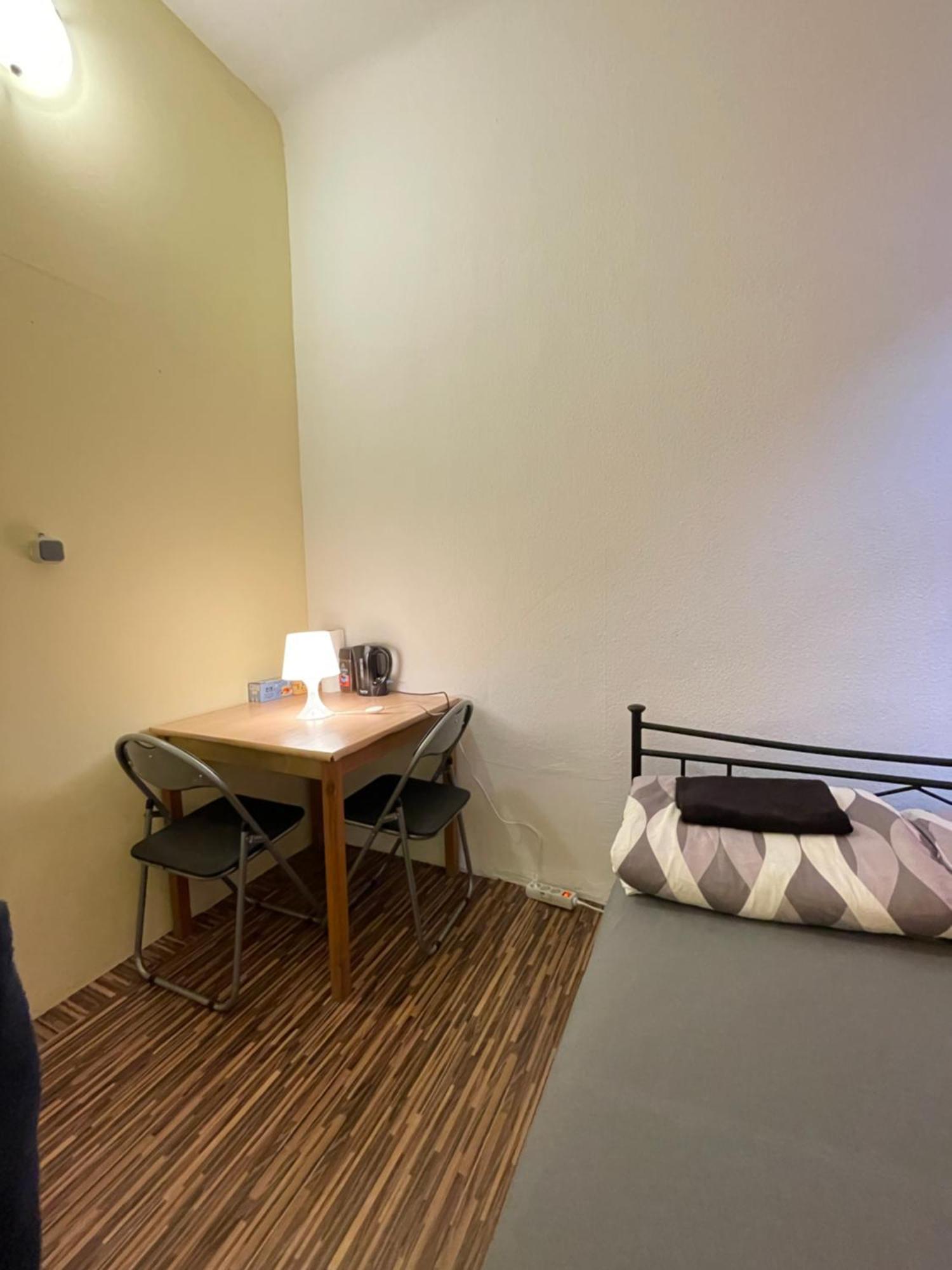 U6 Schoepfwerk Hostel 11 Βιέννη Εξωτερικό φωτογραφία